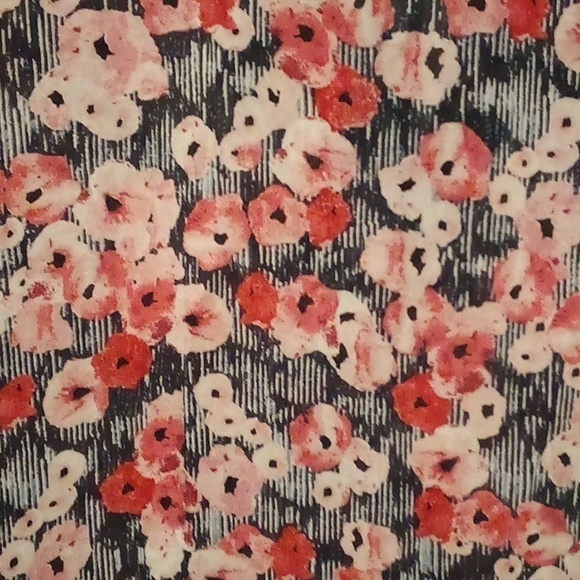 NWOT - J Jill Floral Semi Sheer Pull Over Smocked Blouse - Size XL - Picture 9 of 9